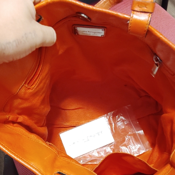 Salvatore Ferragamo Shoulder Bag - Picture 7 of 8